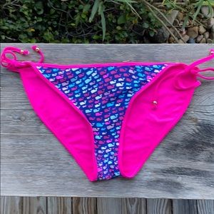 Vineyard Vines Bottom